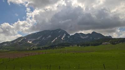  Promjenjivo oblačno, popodne pljuskovi 