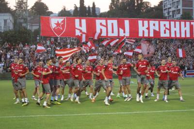  Delije pred Salcburg na treningu FK Crvena zvezda 