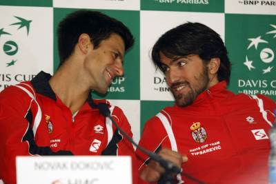  Janko Tipsarević Novak Đoković "Normalno je da Nole ponekad dobije po dupetu" 