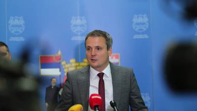  Talić: Obezbijediti bespovratna sredstva mladim bračnim parovima koji žive na selu 