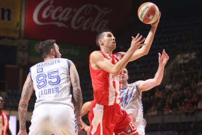  Raspored Zvezde sve gušći, još jedan meč poslije "vječitog derbija"! 