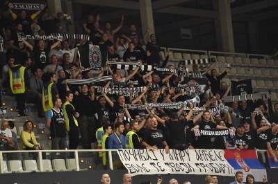  Aplauz Grobarima sa severa Italije 