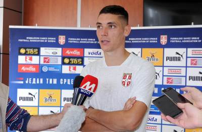  Nikola "Bleki" MIlenković Mančester junajted 