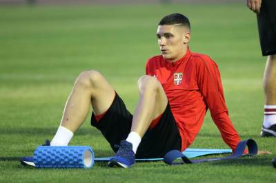  Totenhem-hoce-Nikolu-Milenkovica 