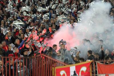  Crvena zvezda Liverpul Liga šampiona Mondo na "Rajku": Koreo, baklje, lopta u mreži, haos... 