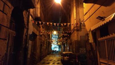  Napoli-Zvezda-sreda-21.00-prenos-RTS-Napulj-Vezuv-Margarita-Maradona-i-fudbal-VIDEO 