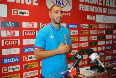  Dusan-Domovic-Bulut-najspektakularniji-basketas-svijeta 