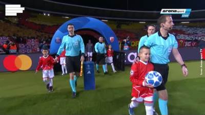  Liga šampiona Crvena zvezda PSŽ navijači početak utakmice 