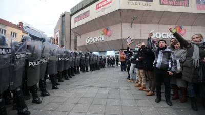  Prištinski list ljut na demonstrante u Banjaluci 