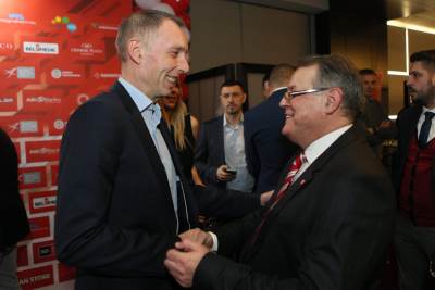  Da li će Zvezda menjati? "Zašto da promenimo dobro..." 