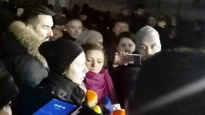  "Ako nas policija otjera, ići ćemo pred džamiju" 