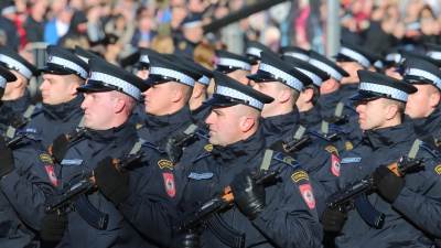  Zvaničnici Srpske čestitali krsnu slavu pripadnicima MUP-a 