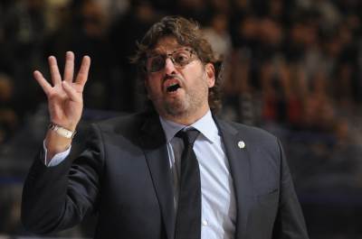  Andrea-Trinkijeri-o-Vanji-Marinkovicu 