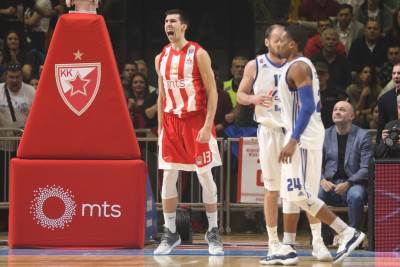  Zvezda pokazala mišiće pred Kup! 