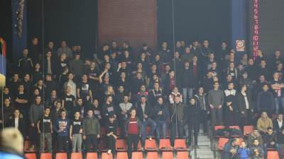  Lešinari podrška u Boriku na utakmici Borac - Švijesa 