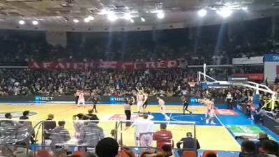  VIDEO: Pogled sa tribina i faul koji je rešio derbi! 