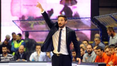  Djanmarko-Poceko-dao-karticu-kosarkasima-Dinamo-Sasari-posle-pobede 