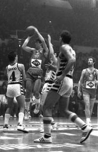  Pre-27-godina-poginuo-Drazen-Petrovic-kosarka-Mocart 