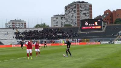  VIDEO: "Uprava, napolje" odzvanja Humskom 