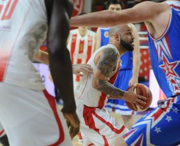  Zvezda "osetila" Železnik: Čović i Dobrić bez promašaja 