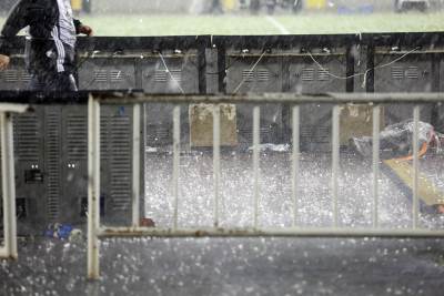  U Sloveniji padao grad veličine pomorandže 