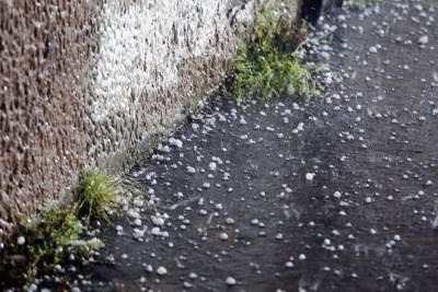  Meteorolozi za sutra najavili i grad 