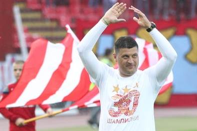  Crvena-zvezda-prodaje-fudbalera-Valensiji-Luka-Velikic 