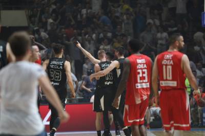  VIDEO: Partizan - Crvena zvezda 73:72 
