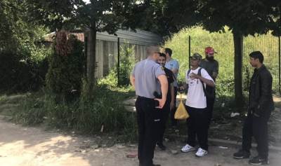  Migranti povrijedili trojicu policajaca 