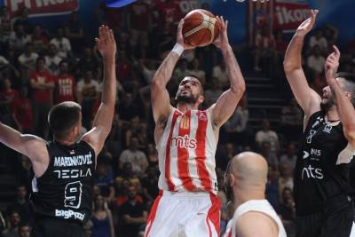  Vrucina-u-Pioniru-teski-uslovi-na-derbiju-Zvezda-Partizan-u-finalu-KLS-Superlige-2019 