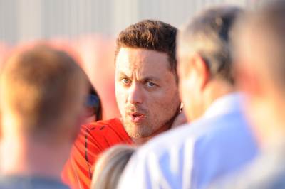  Nemanja Matić brani Đokovića 