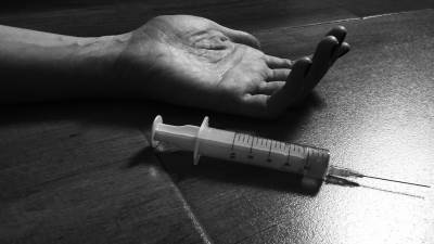  Dramatično: U ovoj zemlji imaju više mrtvih od droge nego od korone! 