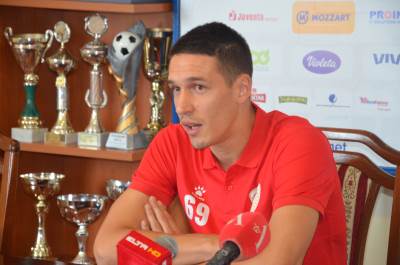  Srdjan-Vujaklija-potpisao-za-Novi-Sad 