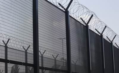  Hrvati razvukli žičanu ogradu na granici sa BiH 