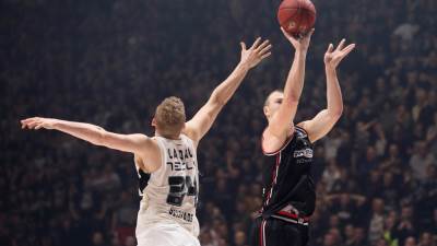  Artsjom-Parahovski-potpisao-za-Partizan 