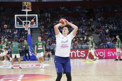  Nikola-Jokic-priprema-za-NBA-sezonu-igra-stoni-tenis-VIDEO 