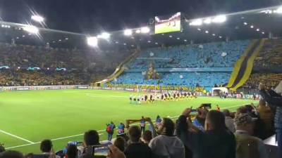  Jang Bojs - Zvezda koreografija navijača Jang Bojsa 