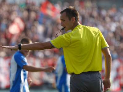  Srđan Jovanović sudi vječiti derbi Partizam - Crvena zvezda 