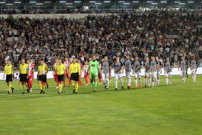  Kucnuo je čas! Danas je 161. "VEČITI DERBI": Partizan ili Crvena zvezda? 