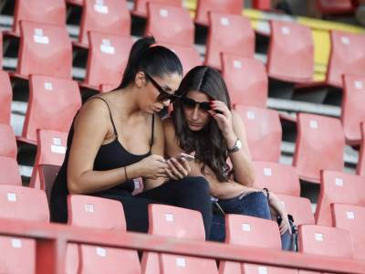  Zoran-Mamic-sportski-direktor-GNK-Dinamo-Zagreb-na-utakmici-Vojvodina-Javor-2-2-VIDEO 