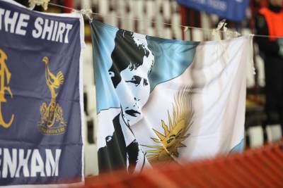  Navijaci-Totenhema-na-Marakani-protiv-Crvene-zvezde-fotografije-MONDO 