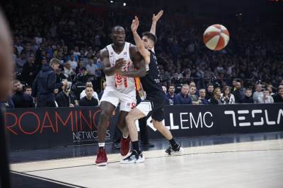  Partizan-Crvena-zvezda-75-72-kosarkasi-Zvezde-nisu-davali-izjave 