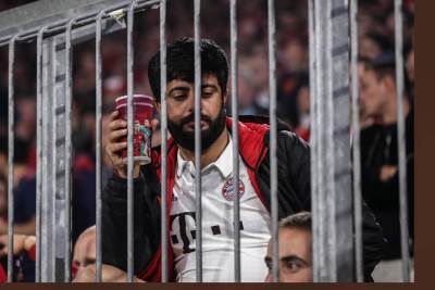  Crvena-zvezda-Bajern-Minhen-Liga-sampiona-navijaci 