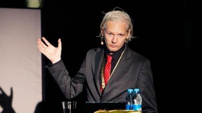  Asanž kao maneken na Nedjelji mode! 