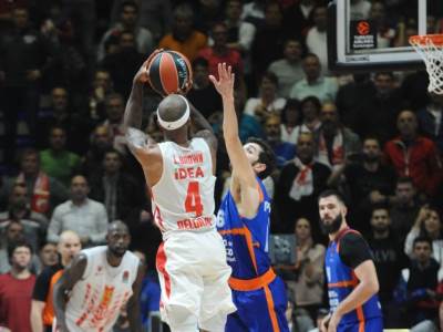  TROJKA Brauna uz ZVUK SIRENE: Pobeda Zvezde za "infarkt" u meču od 3 sata! 