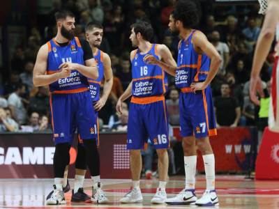  Evroliga odgovara na koronavirus: Valensija - Armani iza zatvorenih vrata 