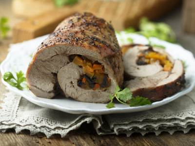  Rolovana ćuretina zalivena belim vinom 