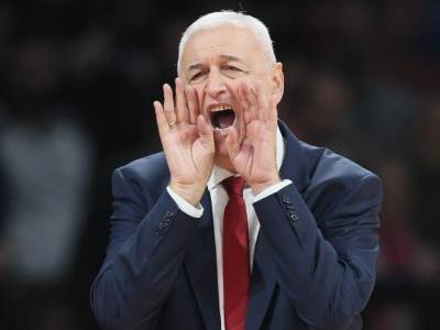  Dragan-Sakota-plejmejkeri-losa-igra-Zvezde-To-je-nemoc-ne-energija-rekao-posle-Zvezda-Baskonija 