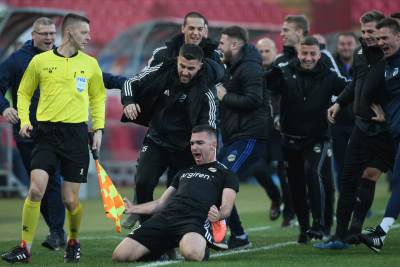  Luka Stojanović o golčini sa pola terena na meču Zvezda - Čukarički 