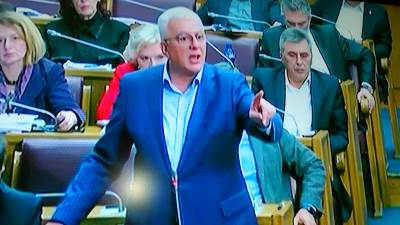  Nakon Amfilohija, saslušan i lider Demokratskog fronta zbog sahrane 